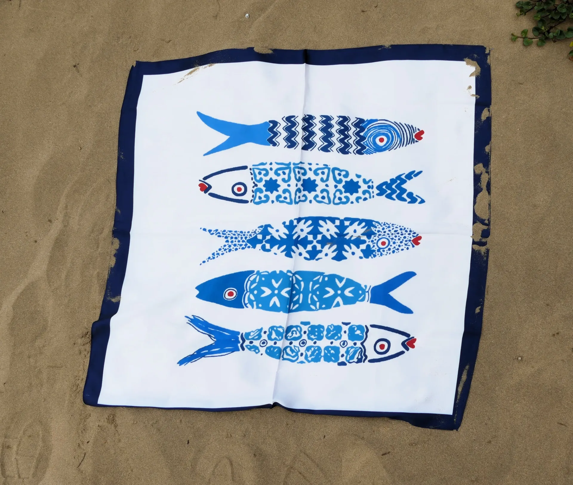 PAÑUELO FISHES