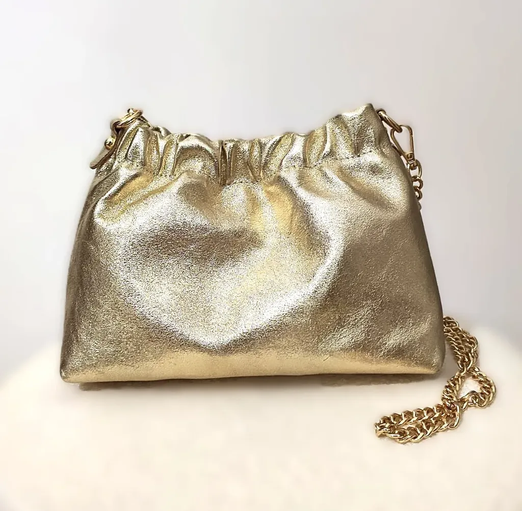 BOLSO DORADO